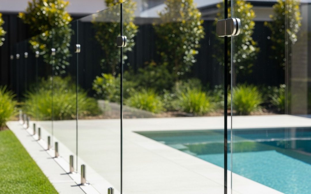glass pool fencing