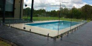 We use premium quality Boresi clamps and spigots for extra durability in your frameless pool fence